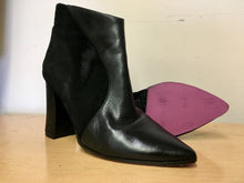 Load image into Gallery viewer, Classic: Women&#39;s Heel and Half Rubber Sole