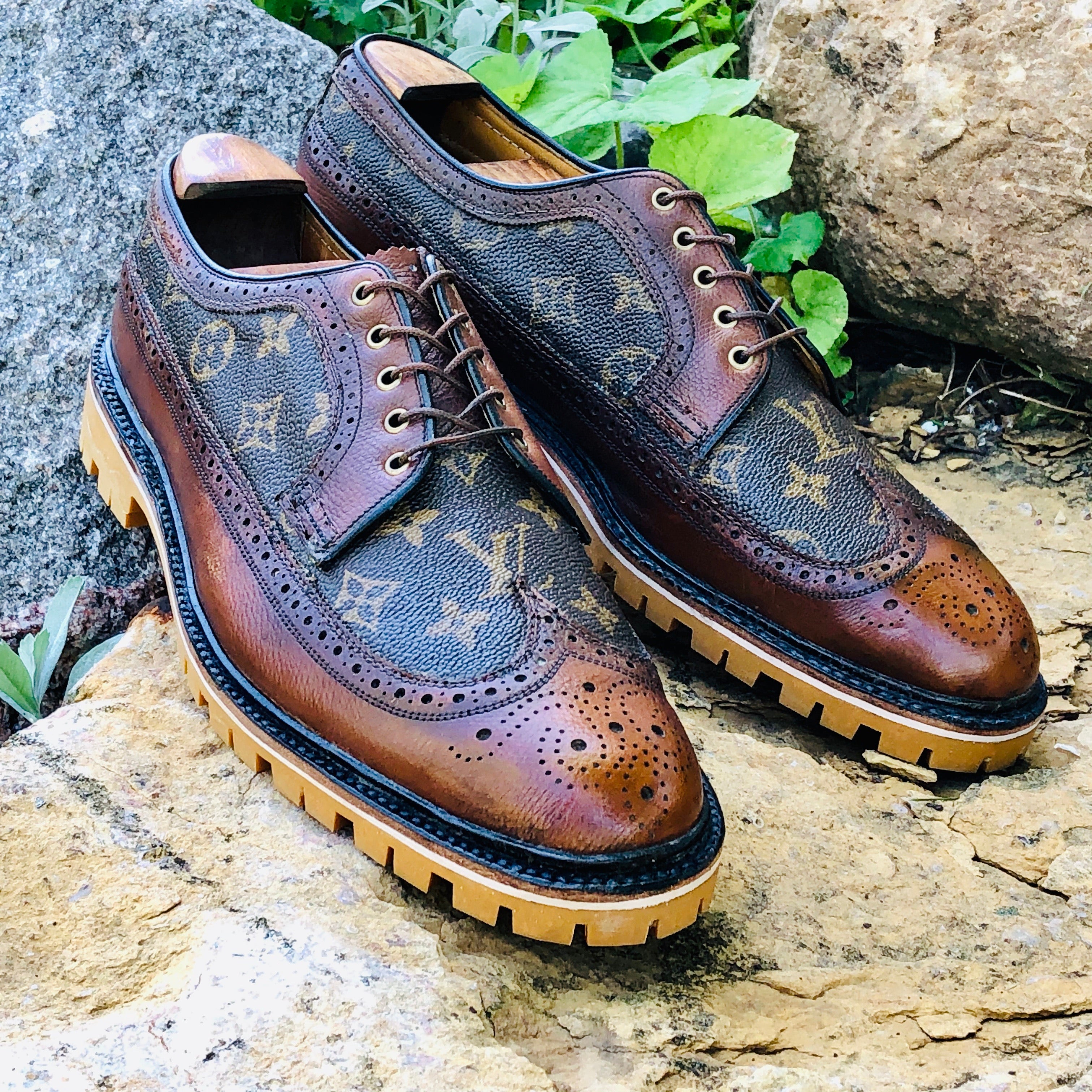LOUISVUITTON ヴィトン LV ウェッジソール ブーティ 37 1/2 ルイ・ヴィトン、背面に”モノグラム”ウェッジソールブーツ